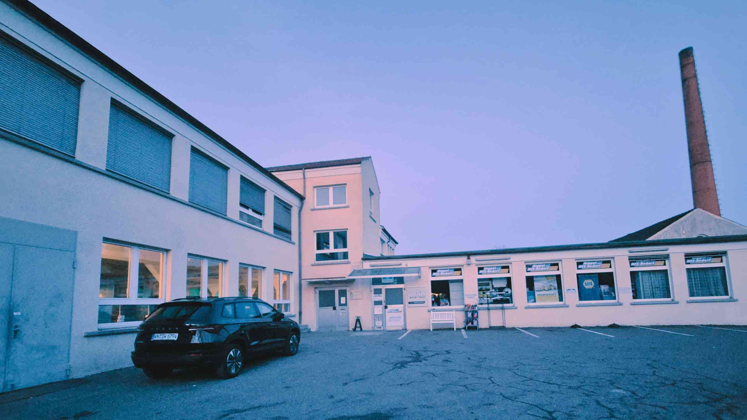 Außenansicht der Atelier-Werkstatt von Stefan Werlein in Waiblingen